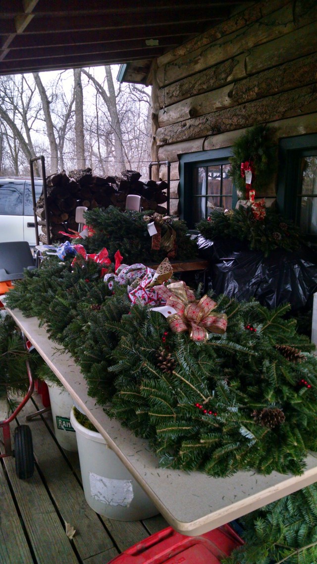 cabin-wreaths